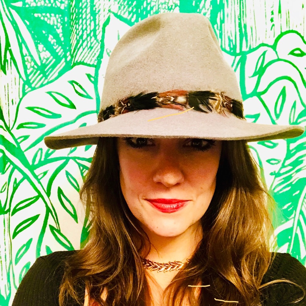 Meet your Posher, Kaitlin
